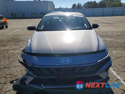 Piąte zdjęcie samochodu w środku: 2025 HYUNDAI ELANTRA HYBRID SEL SPORT VIN:KMHLM4DJ0SU158258 - miniatura