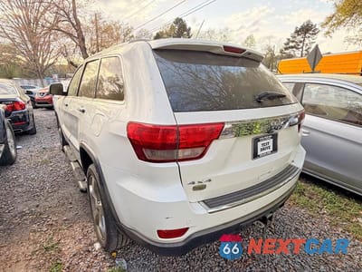 Trzecie zdjęcie samochodu z tyłu: 2012 JEEP GRAND CHEROKEE OVERLAND VIN:1C4RJFCG2CC132180 - miniatura