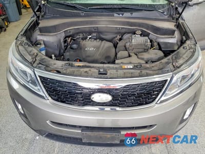 Zdjęcie 12 z 12 samochodu: 2014 KIA SORENTO LX VIN:5XYKT3A61EG431906 - miniatura