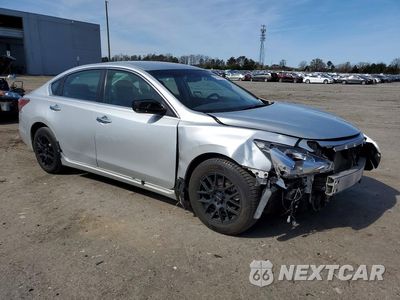 Czwarte zdjęcie samochodu z boku: 2014 NISSAN ALTIMA 2.5 S VIN:1N4AL3AP3EC173127 - miniatura