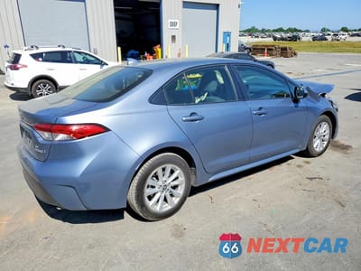 Trzecie zdjęcie samochodu z tyłu: 2024 TOYOTA COROLLA HYBRID LE VIN:JTDBCMFE3RJ022205 - miniatura