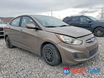 Czwarte zdjęcie samochodu z boku: 2014 HYUNDAI ACCENT GLS VIN:KMHCT4AE1EU629364 - miniatura