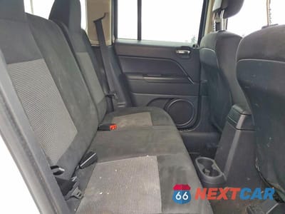 Zdjęcie 11 z 13 samochodu: 2014 JEEP PATRIOT LATITUDE VIN:1C4NJPFA6ED625871 - miniatura