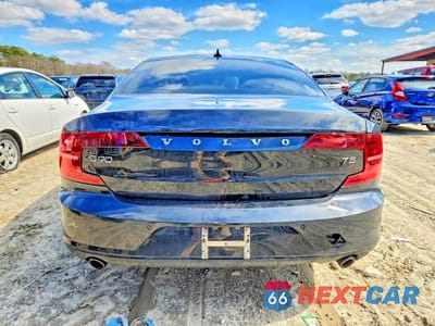 Zdjęcie 6 z 11 samochodu: 2018 VOLVO S90 T5 MOMENTUM VIN:LVY982AK1JP038270 - miniatura