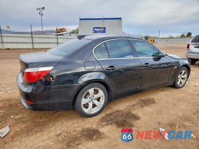 Trzecie zdjęcie samochodu z tyłu: 2004 BMW 530 I VIN:WBANA73554B806958 - miniatura