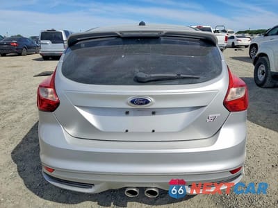 Zdjęcie 6 z 11 samochodu: 2013 FORD FOCUS ST VIN:1FADP3L98DL325191 - miniatura