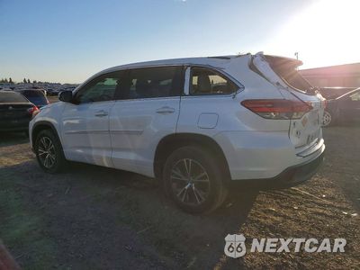 Drugie zdjęcie samochodu z przodu: 2018 TOYOTA HIGHLANDER LE PLUS VIN:5TDZZRFH3JS256212 - miniatura