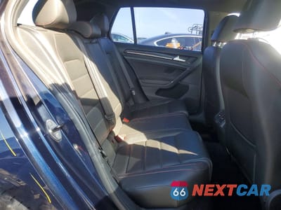 Zdjęcie 10 z 13 samochodu: 2016 VOLKSWAGEN GTI S VIN:3VW447AU0GM041359 - miniatura