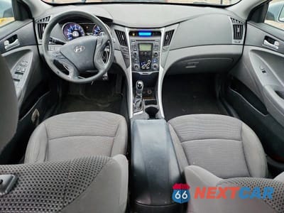 Zdjęcie 8 z 12 samochodu: 2011 HYUNDAI SONATA GLS VIN:5NPEB4AC1BH274359 - miniatura