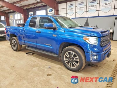 Czwarte zdjęcie samochodu z boku: 2018 TOYOTA TUNDRA SR5 VIN:5TFUY5F12JX760088 - miniatura