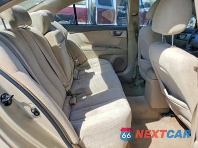 Zdjęcie 10 z 12 samochodu: 2006 KIA OPTIMA LX VIN:KNAGE123465067190 - miniatura