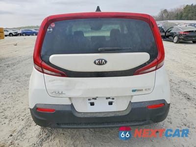 Zdjęcie 6 z 13 samochodu: 2021 KIA SOUL EX VIN:KNDJ33AU0M7772218 - miniatura