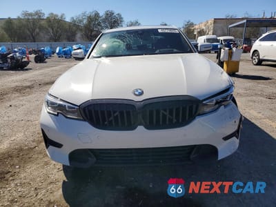 Piąte zdjęcie samochodu w środku: 2021 BMW 330E VIN:3MW5P7J05M8B60943 - miniatura