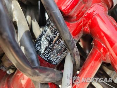 Zdjęcie 10 z 10 samochodu: 2024 KAWASAKI ER500 VIN:ML5ERGF15RDA19182 - miniatura