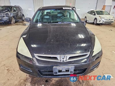 Piąte zdjęcie samochodu w środku: 2007 HONDA ACCORD EX VIN:1HGCM665X7A045895 - miniatura
