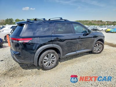 Trzecie zdjęcie samochodu z tyłu: 2024 NISSAN PATHFINDER SV VIN:5N1DR3BA7RC292641 - miniatura