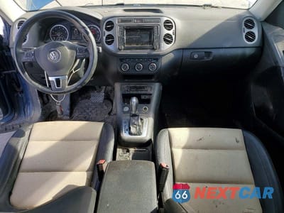 Zdjęcie 8 z 11 samochodu: 2017 VOLKSWAGEN TIGUAN S VIN:WVGBV7AX0HW505006 - miniatura