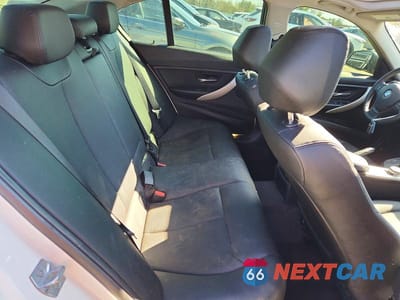 Zdjęcie 10 z 11 samochodu: 2016 BMW 320 XI VIN:WBA8E5G56GNU21783 - miniatura