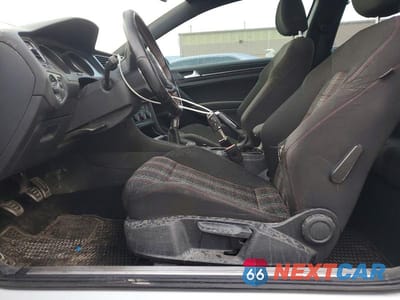 Zdjęcie 7 z 12 samochodu: 2016 VOLKSWAGEN GTI S VIN:3VWYT7AU3GM035107 - miniatura