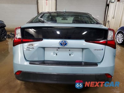 Zdjęcie 6 z 13 samochodu: 2019 TOYOTA PRIUS LE AWD-E VIN:JTDL9RFU5K3010767 - miniatura