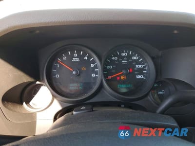 Zdjęcie 9 z 12 samochodu: 2011 CHEVROLET SILVERADO K1500 VIN:1GCNKPEA8BZ283708 - miniatura