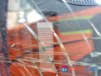 Zdjęcie 13 z 14 samochodu: 2001 JEEP GRAND CHEROKEE LAREDO VIN:1J4GW48S71C662985 - miniatura