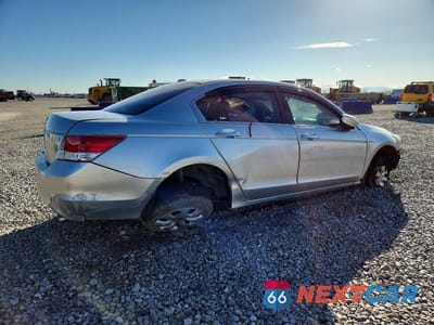 Trzecie zdjęcie samochodu z tyłu: 2010 HONDA ACCORD EXL VIN:5KBCP3F86AB003917 - miniatura