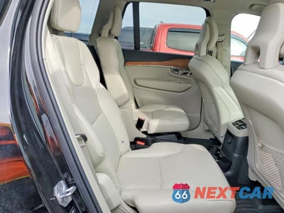 Zdjęcie 10 z 11 samochodu: 2021 VOLVO XC90 T8 RECHARGE MOMENTUM VIN:YV4BR00K2M1693067 - miniatura