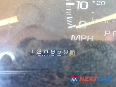 Zdjęcie 9 z 13 samochodu: 1995 CHEVROLET TAHOE K1500 VIN:3GNEK18K8SG112403 - miniatura