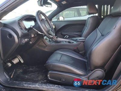 Zdjęcie 7 z 12 samochodu: 2023 DODGE CHALLENGER SXT VIN:2C3CDZGG0PH696510 - miniatura