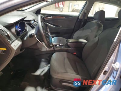 Zdjęcie 7 z 11 samochodu: 2013 HYUNDAI SONATA HYBRID BASE VIN:KMHEC4A46DA079059 - miniatura