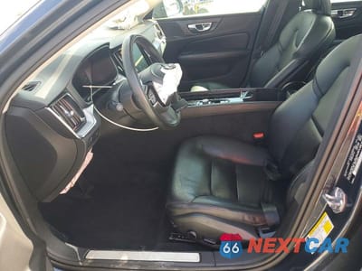 Zdjęcie 7 z 11 samochodu: 2019 VOLVO S60 T6 MOMENTUM VIN:7JRA22TK3KG003400 - miniatura