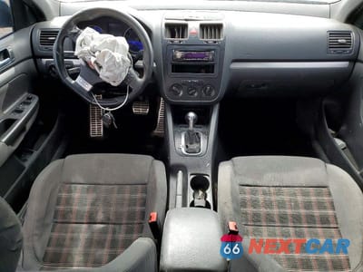 Zdjęcie 8 z 13 samochodu: 2007 VOLKSWAGEN JETTA VIN:3VWWJ71K07M086057 - miniatura
