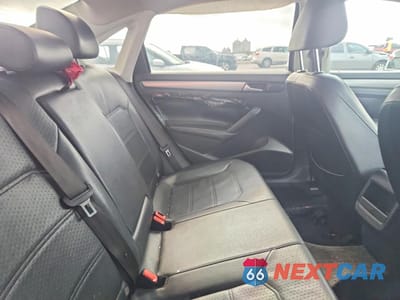 Zdjęcie 10 z 12 samochodu: 2015 VOLKSWAGEN PASSAT S VIN:1VWAS7A3XFC091413 - miniatura
