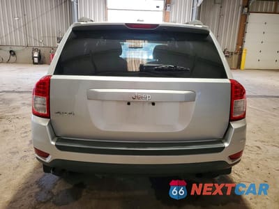 Zdjęcie 6 z 13 samochodu: 2013 JEEP COMPASS SPORT VIN:1C4NJDBB3DD249206 - miniatura