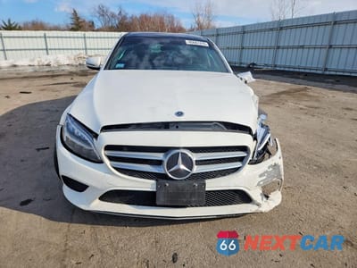 Piąte zdjęcie samochodu w środku: 2019 MERCEDES-BENZ C 300 4MATIC VIN:55SWF8EB0KU286761 - miniatura