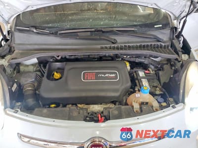 Zdjęcie 11 z 12 samochodu: 2014 FIAT 500L LOUNGE VIN:ZFBCFACH4EZ007171 - miniatura