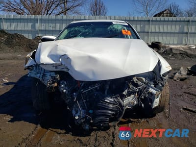 Piąte zdjęcie samochodu w środku: 2018 KIA OPTIMA LX VIN:5XXGT4L35JG195421 - miniatura