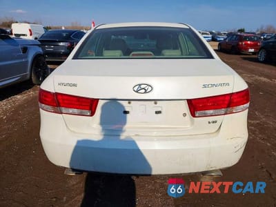 Zdjęcie 6 z 12 samochodu: 2006 HYUNDAI SONATA GL VIN:5NPET46F26H073995 - miniatura