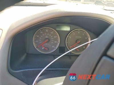 Zdjęcie 9 z 12 samochodu: 2005 VOLVO V50 2.4I VIN:YV1MW382952077768 - miniatura