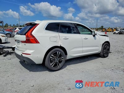 Trzecie zdjęcie samochodu z tyłu: 2019 VOLVO XC60 T5 MOMENTUM VIN:LYV102DK9KB376441 - miniatura