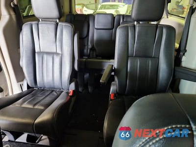 Zdjęcie 10 z 12 samochodu: 2016 CHRYSLER TOWN & COUNTRY TOURING VIN:2C4RC1BG8GR282192 - miniatura