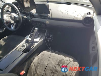 Zdjęcie 8 z 12 samochodu: 2020 MAZDA MX-5 MIATA CLUB VIN:JM1NDAL70L0412772 - miniatura