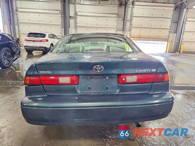 Zdjęcie 6 z 11 samochodu: 1998 TOYOTA CAMRY LE VIN:4T1BG22K5WU857202 - miniatura