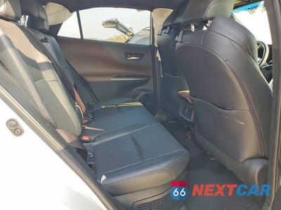 Zdjęcie 11 z 14 samochodu: 2021 TOYOTA VENZA XLE VIN:JTEAAAAH5MJ010725 - miniatura