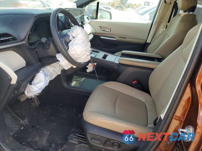 Zdjęcie 7 z 12 samochodu: 2023 TOYOTA SIENNA XLE 7-PASSENGER VIN:5TDYSKFC9PS088791 - miniatura