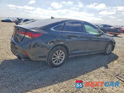 Trzecie zdjęcie samochodu z tyłu: 2018 HYUNDAI SONATA SE VIN:5NPE24AF5JH700787 - miniatura