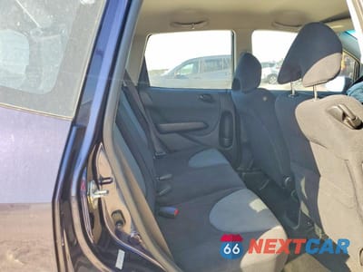 Zdjęcie 11 z 13 samochodu: 2008 HONDA FIT SPORT VIN:JHMGD38638S074279 - miniatura