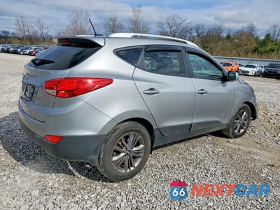 Trzecie zdjęcie samochodu z tyłu: 2015 HYUNDAI TUCSON SE VIN:KM8JUCAGXFU075789 - miniatura