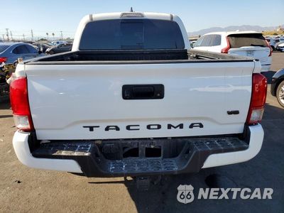 Zdjęcie 6 z 12 samochodu: 2017 TOYOTA TACOMA TRD SPORT VIN:3TMAZ5CN1HM033192 - miniatura